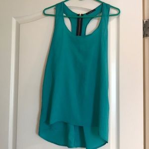 Women’s Soprano Length Sleeveless Shirt